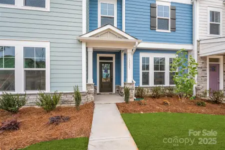 New construction Townhouse house 10507 Boudreaux St, Huntersville, NC 28078 The Lochridge- photo 2 2