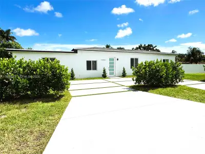 New construction Single-Family house 14801 Nw 5Th Ave, Miami, FL 33168 - image