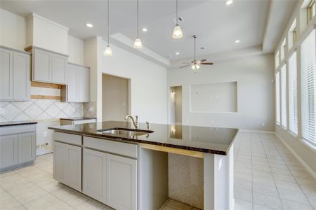 New construction Single-Family house 2502 Caspian Creek Ln, Iowa Colony, TX 77583 - image 15