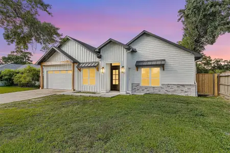 New construction Single-Family house 1806 De Milo Dr, Houston, TX 77018 - image