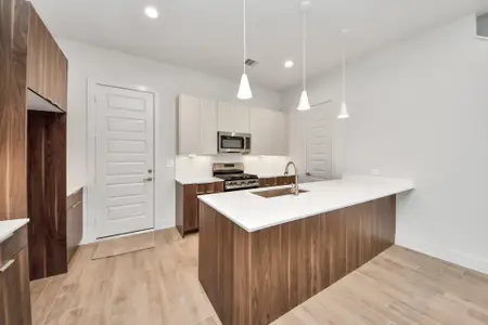 New construction Single-Family house 13402 Sombrero Cay Dr, Houston, TX 77047 - image 12