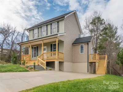 New construction Single-Family house 12 Westmore Dr, Asheville, NC 28806 - image