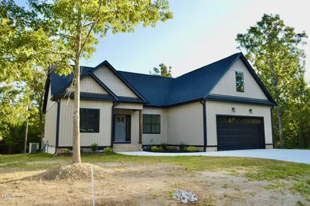 New construction Single-Family house 319 Dry Branch Dr, Kenly, NC 27542 - image