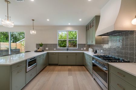 New construction Single-Family house 302 El Paso St, Austin, TX 78704 - image 11