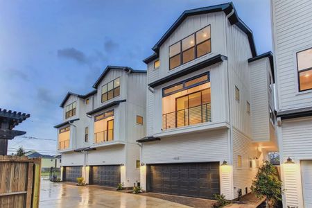 New construction Single-Family house 4907 North Avenue J, Houston, TX 77011 - photo 0