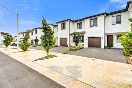 New construction Townhouse house 18944 Sw 344Th Ter, Homestead, FL 33034 - image