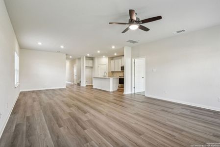 New construction Single-Family house 11527 Cottage Pt, San Antonio, TX 78254 The Reynolds (890)- photo 8 8