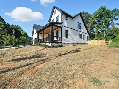 New construction Single-Family house 1807 Kennesaw Dr, Charlotte, NC 28216 - image