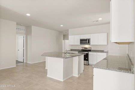 New construction Single-Family house 5771 E Axle Ln, San Tan Valley, AZ 85140 Kingston - photo 27 27