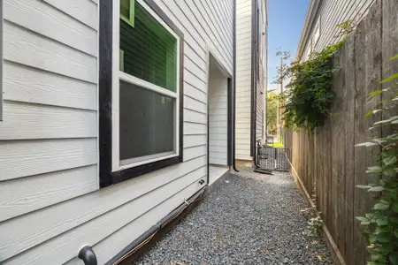 New construction Single-Family house 807 Martin St, Unit D, Houston, TX 77018 - image