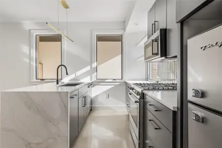 New construction Single-Family house 3604 Tom Miller St, Austin, TX 78723 - image 7