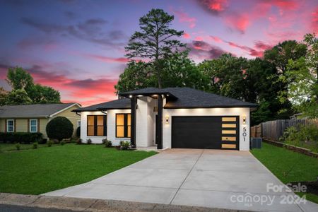 New construction Single-Family house 3701 Carmel Forest Drive, Charlotte, NC 28226 - photo 1 1