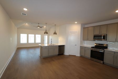 New construction Single-Family house 240 River Grove St, Willis, TX 77378 Gardenia - Smart Series- photo 127 127