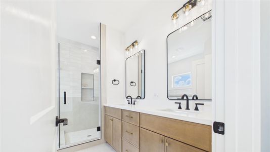 New construction Single-Family house 4205 Arlington St, Houston, TX 77018 - image 13