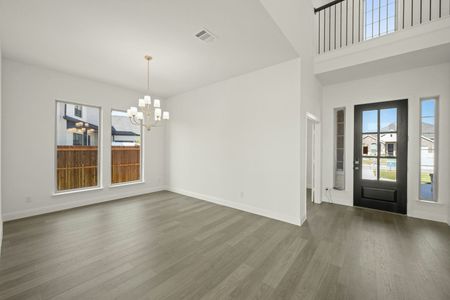 New construction Single-Family house 974 Reeves Dr, DeSoto, TX 75115 plan Manor (Courtyard) - image 19