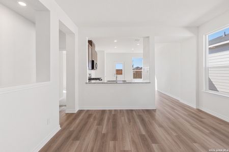 New construction Single-Family house 10042 Jagger Ave, Converse, TX 78109 plan 1243 Modeled - image 16