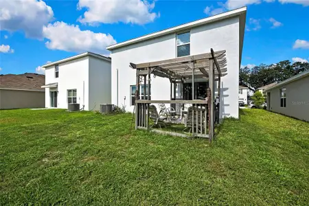 New construction Single-Family house 13648 Whiskey Daisy Dr, Dade City, FL 33525 plan Elston - image