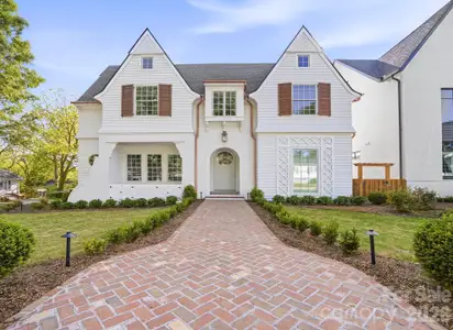 New construction Single-Family house 222 Walnut St, Davidson, NC 28036 - image