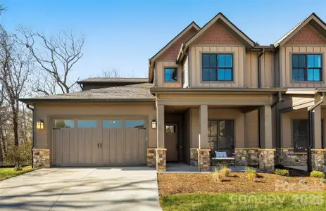 New construction Townhouse house 63 Chimney Chase Trl, Hendersonville, NC 28739 - image