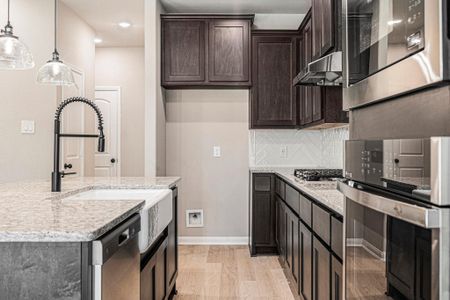 New construction Single-Family house 13435 Maverick Trl, Conroe, TX 77303 - image 9