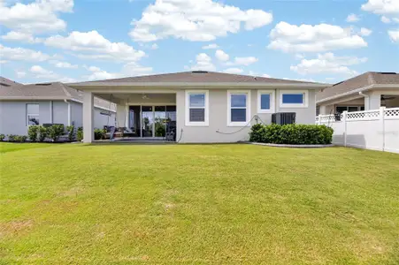 New construction Single-Family house 1019 Signet Dr, Apollo Beach, FL 33572 - image 4