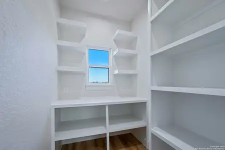 New construction Single-Family house 156 Firewheel Lp, Floresville, TX 78114 - image 17