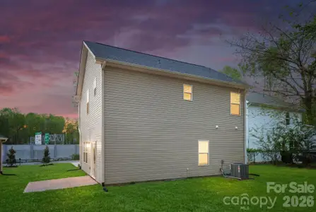 New construction Single-Family house 2016 Juniper Dr, Charlotte, NC 28269 - image 4