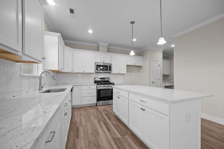 New construction Single-Family house 701 Plymouth Dr, Greenville, NC 27858 plan Dunley - image 9