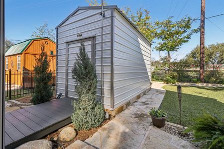 New construction Single-Family house 506 Brazos Harbor Dr, Granbury, TX 76048 - image