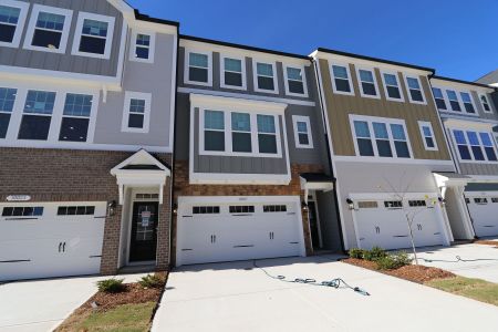 New construction Townhouse house 10027 Secluded Garden Dr, Apex, NC 27523 plan Hyde Park - image