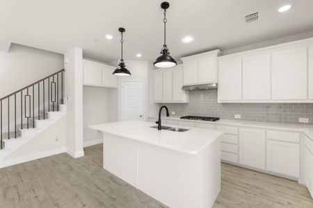 New construction Townhouse house 3076 Tall Pine Ln, Corinth, TX 76210 plan Caddo - image 6