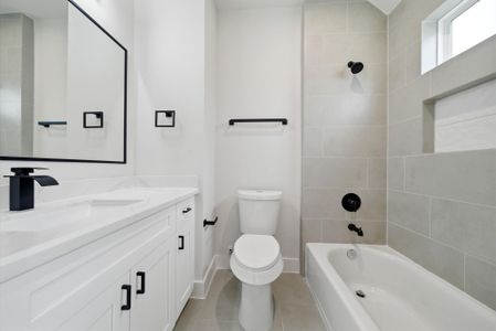 New construction Single-Family house 328 Janisch, Unit C, Houston, TX 77018 - image 13