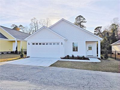 New construction Single-Family house 1814 Fordham Dr, Fayetteville, NC 28304 - image