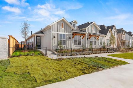 View of front of house with a front lawn