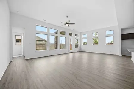 New construction Single-Family house 2806 Ametrine Dr, Rosharon, TX 77583 plan Augusta - image 18
