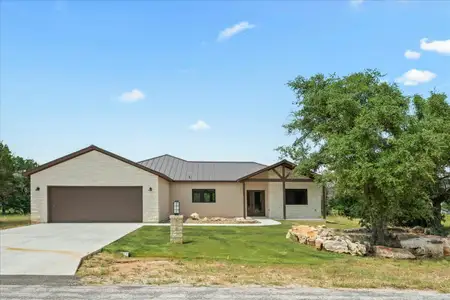 New construction Single-Family house 114 Rolling Hill Dr, Horseshoe Bay, TX 78657 - image