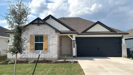 New construction Single-Family house 233 Boatright Blvd, Jarrell, TX 76537 plan Fargo - image