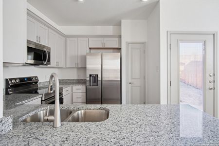 New construction Multi-Family house 12352 Montgomery Frst, San Antonio, TX 78252 - image 5