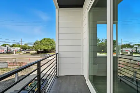 Hammerly Blvd by Prisco Properties LLC in Houston - image 4