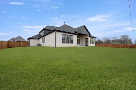 New construction Single-Family house 2201 Steed Run Dr, Mansfield, TX 76063 Sumlin II- photo 13 13