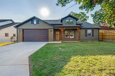 New construction Single-Family house 213 Wilson Dr, Lake Dallas, TX 75065 - image