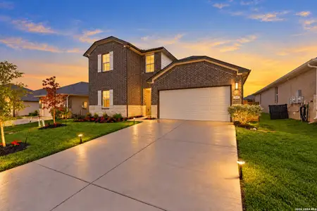 New construction Single-Family house 560 Chaco Lp, Seguin, TX 78155 - image
