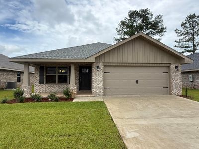 New construction Single-Family house 172 Ridgeway Cir, Crestview, FL 32536 plan 1727 - image