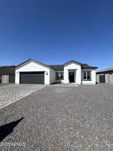 New construction Single-Family house 13575 S Silent Rd, Arizona City, AZ 85123 - image