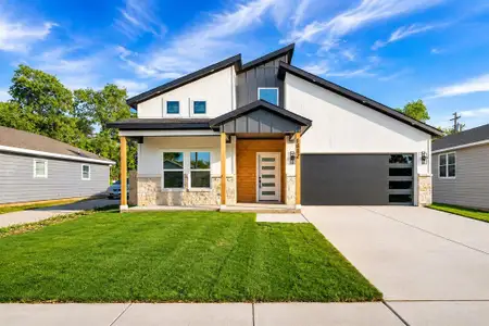 New construction Single-Family house 1442 E Allen Ave, Fort Worth, TX 76104 - image