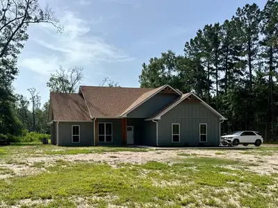 New construction Single-Family house 105 Cooper Rd, Zavalla, TX 75980 - image