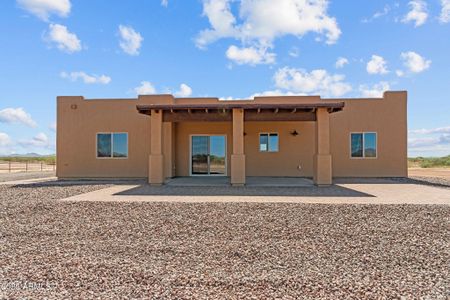 New construction Single-Family house 47562 W Ray Rd, Aguila, AZ 85320 - image
