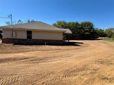 New construction Single-Family house 1114 Sanders St, Bowie, TX 76230 - image