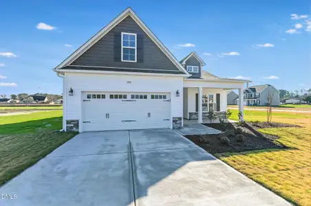 New construction Single-Family house 200 Hudson Village Dr, Unit (Lot 13), La Grange, NC 28551 - image