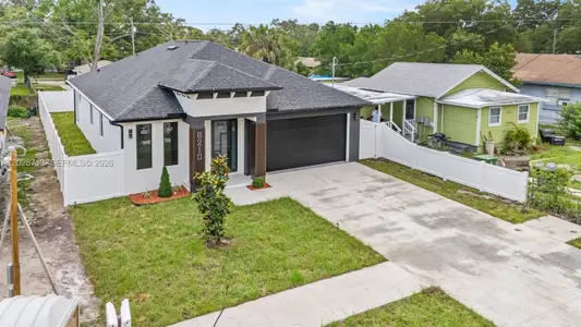 New construction Single-Family house 8210 N Elmer St, Tampa, FL 33604 - image
